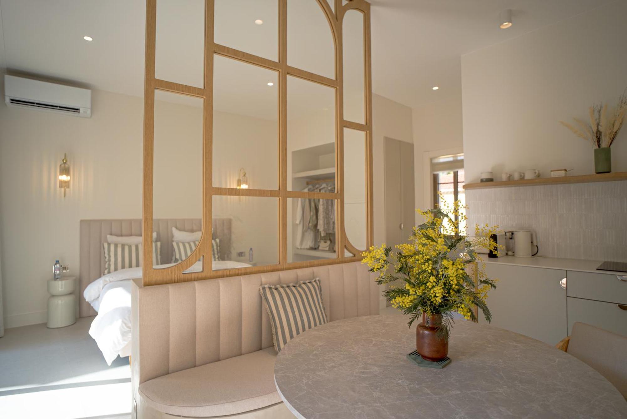 Studios Raffines Avec Terrasses - Plages, Ville Et Gare A Pied - Maison Raphael Saint-Raphael (Var) Exterior foto