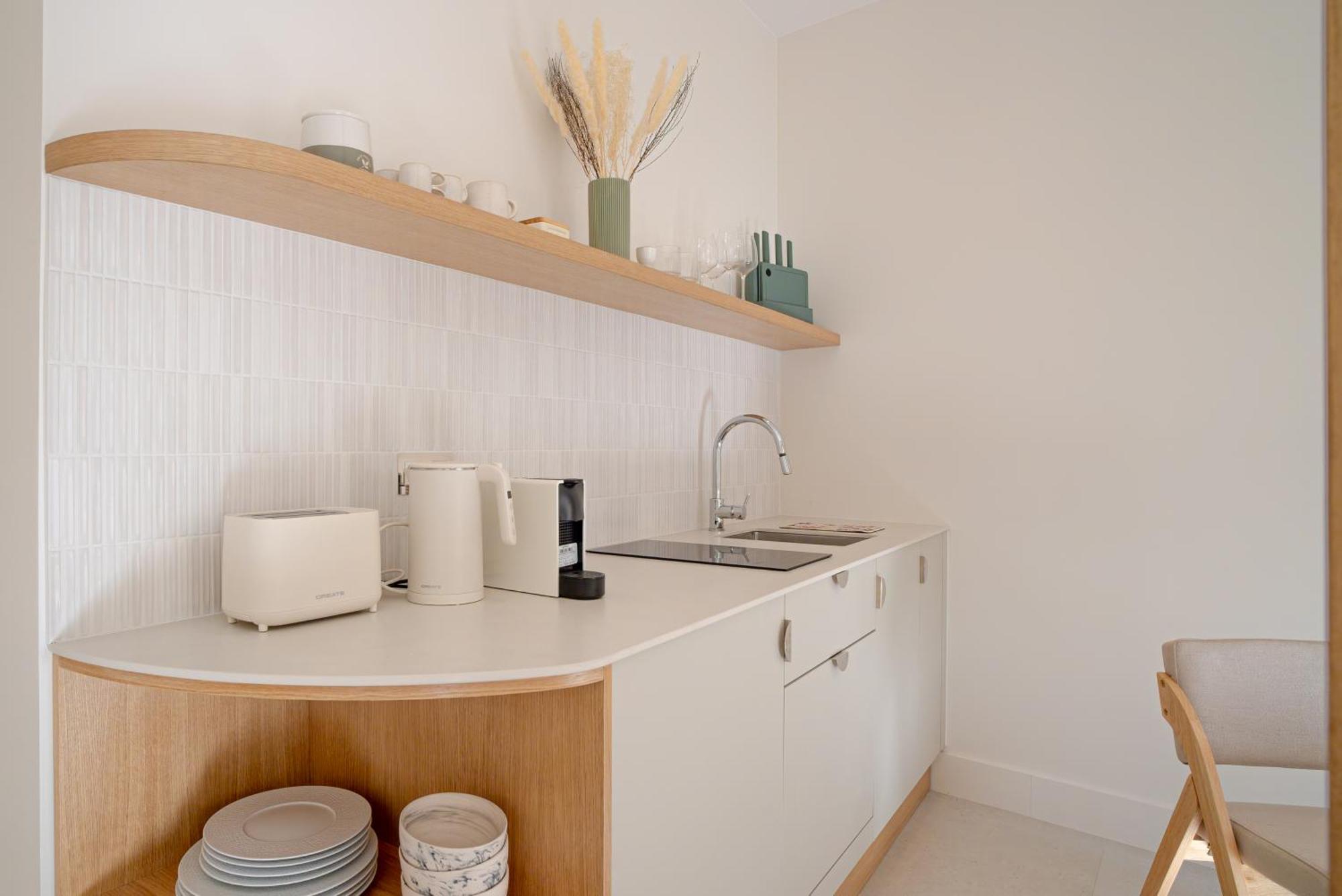 Studios Raffines Avec Terrasses - Plages, Ville Et Gare A Pied - Maison Raphael Saint-Raphael (Var) Exterior foto