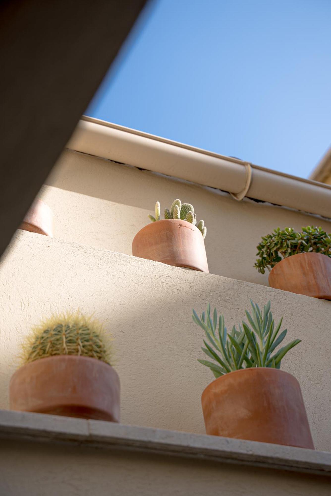 Studios Raffines Avec Terrasses - Plages, Ville Et Gare A Pied - Maison Raphael Saint-Raphael (Var) Exterior foto